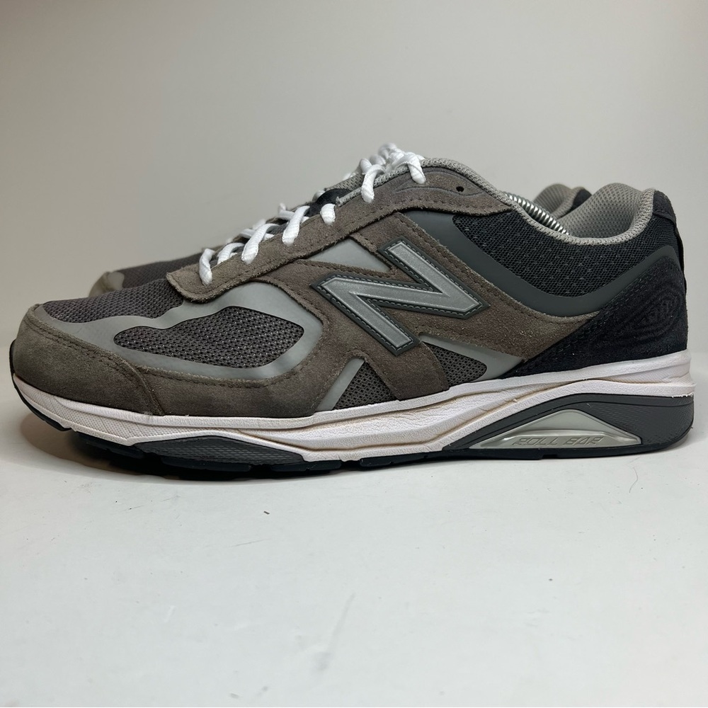 New Balance Shoes Lace Up Running Sneakers - Picture 2 of 14